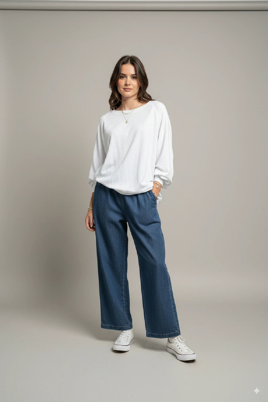 Women's High-Waisted Relaxed Fit Straight-Leg Jeans - Image 3