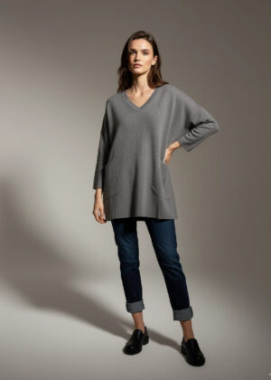 Women's Oversized V-Neck Jumper with Front Pockets